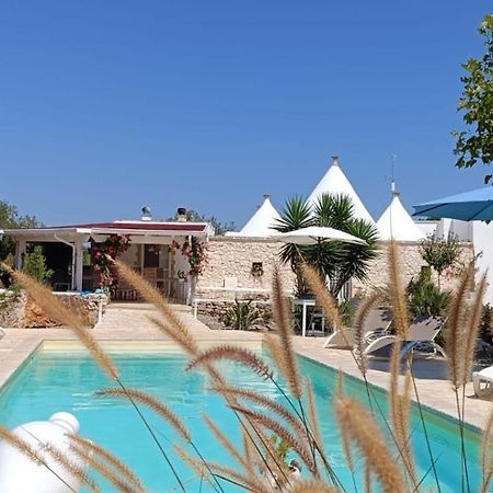 オストゥーニ Il Trullo Di Heidiヴィラ エクステリア 写真