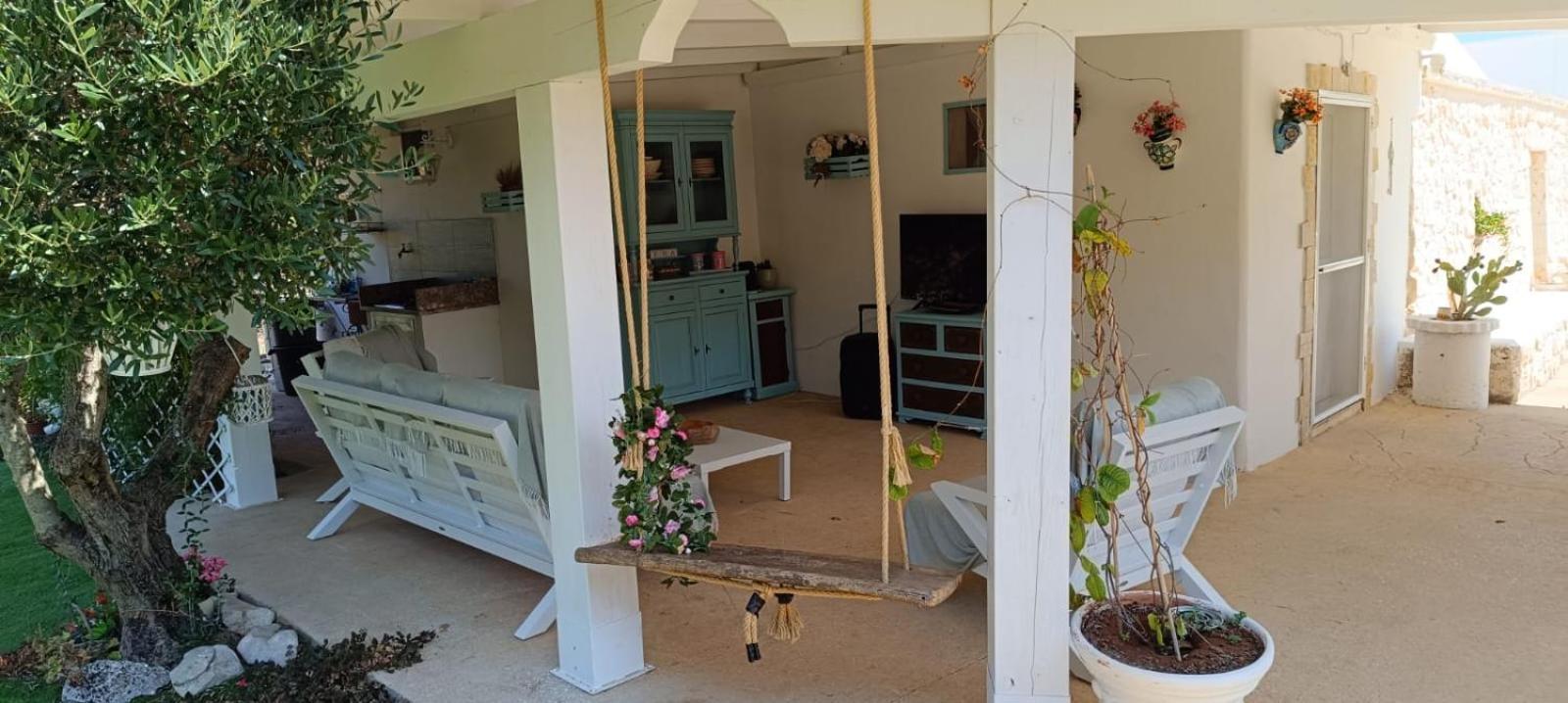オストゥーニ Il Trullo Di Heidiヴィラ エクステリア 写真